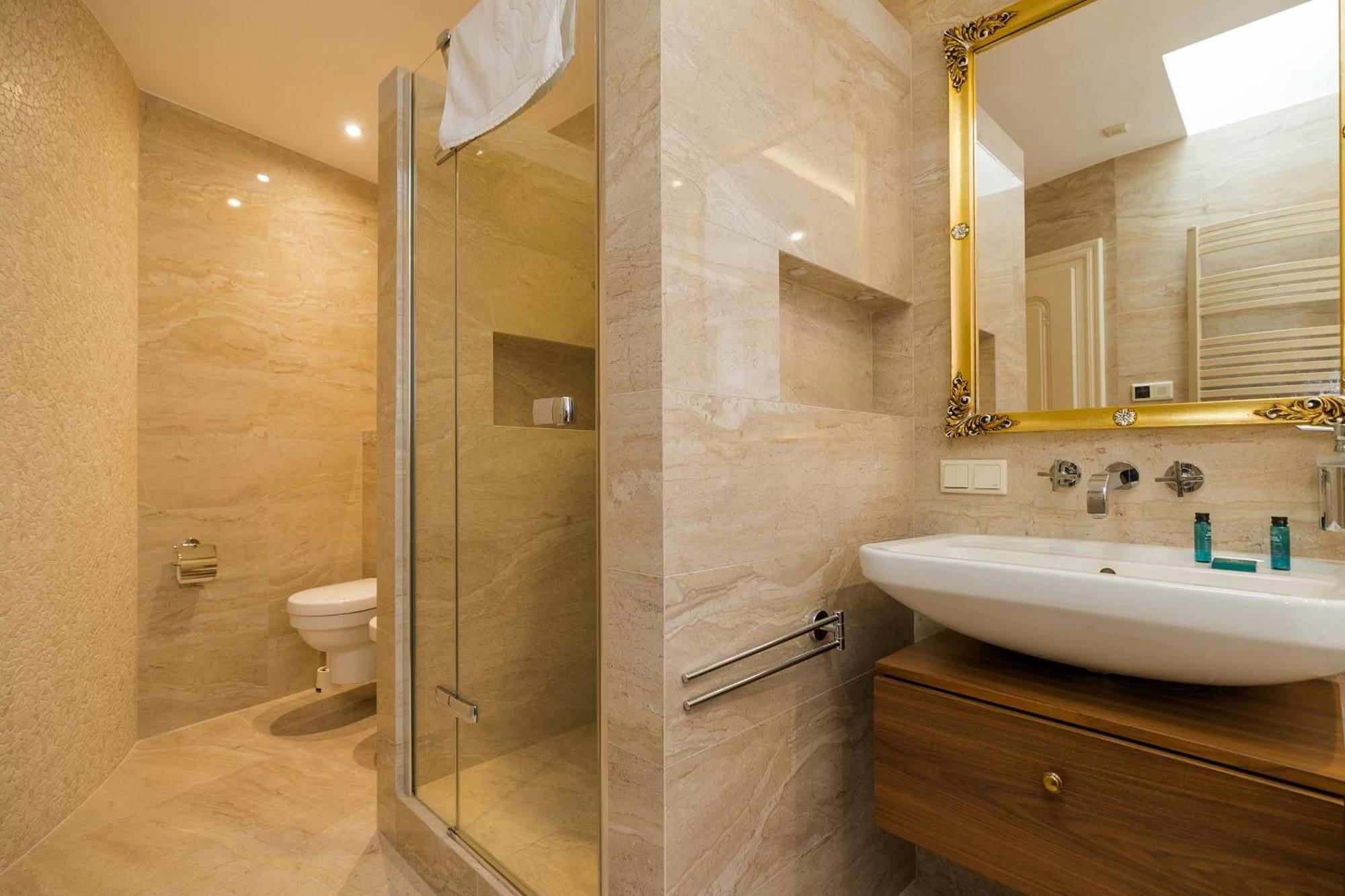 Shortstaypoland Nowy Swiat B99 Varsovie Extérieur photo