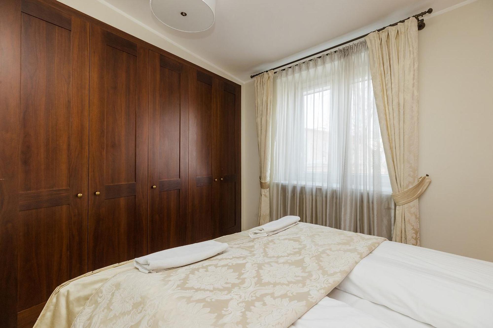 Shortstaypoland Nowy Swiat B99 Varsovie Extérieur photo